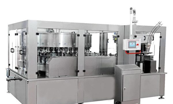 Aluminium kan fylle maskin for energidrikk brus
