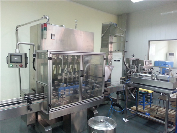 6-hoders automatisk motoroljefyllingsmaskin